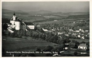 Österreichweit gibt es die meisten Ansichtskarten von Niederösterreich, hier ist Neulengbach im Jahr 1939 zu sehen. ©Akon/Österreichische Nationalbibliothek
