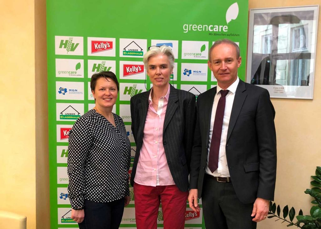 Obmann Robert Fitzthum (r. mit Senta Bleikolm-Kargl und Nicole Prop) will die Kooperation von Green Care mit Gemeinden vorantreiben. © Green Care Österreich